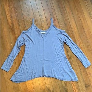 Abercrombie & Fitch open shoulder top